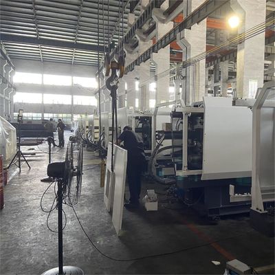 500-1500mm Plastic Injection Molding Machine High Speed Injection Molder