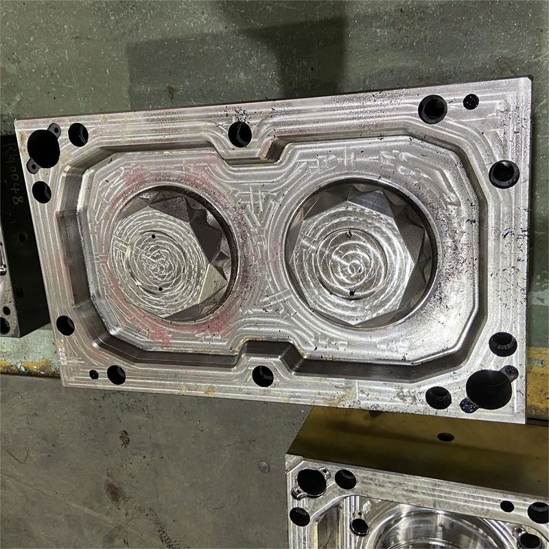 1000000 Shots Custom Plastic Rotational Moulding HASCO DME Standard
