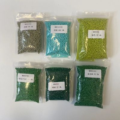 Granulats en plastique de couleur de haute qualité en masterbatch PE / ABS