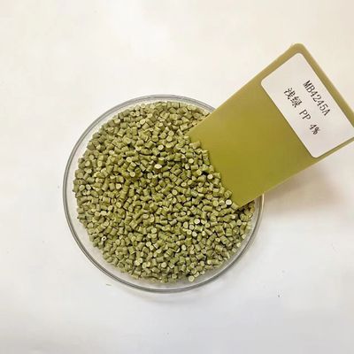 PP / PE Carrier Green Purple Color Masterbatch for Plastic Water Pipe